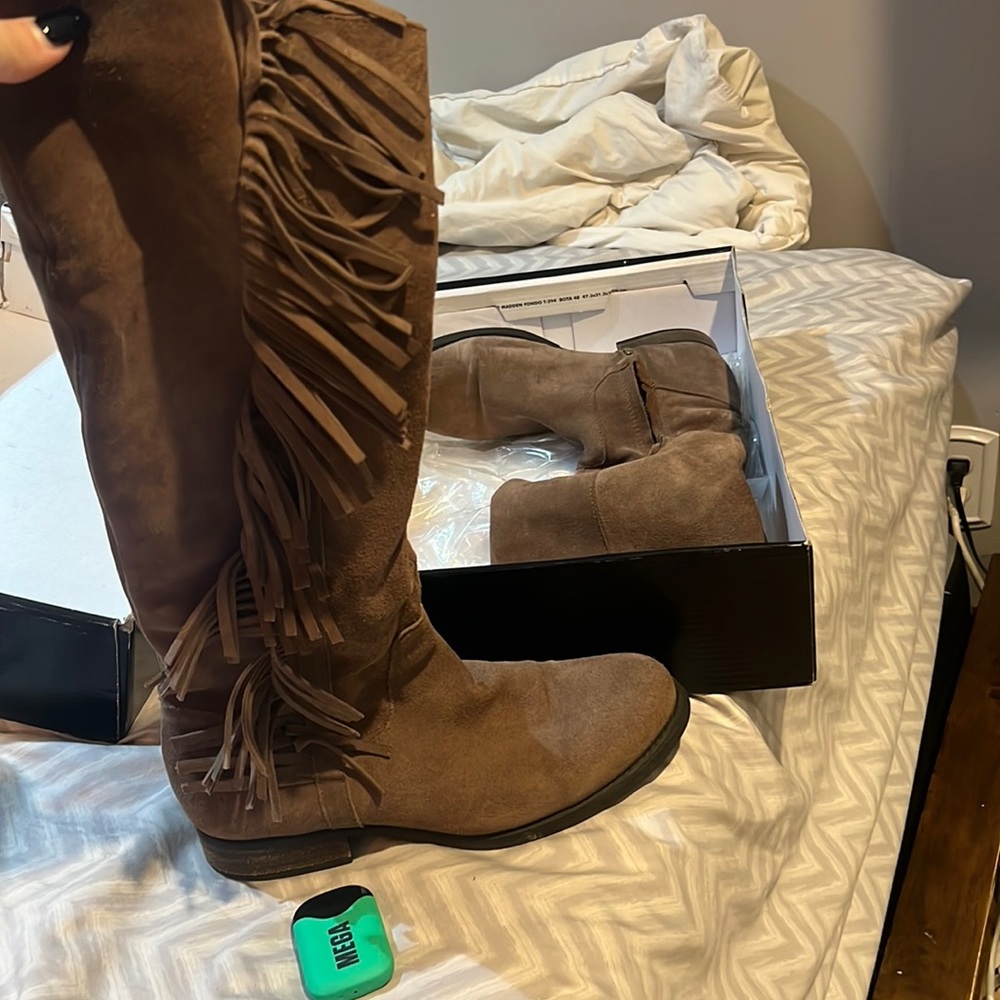Steve Madden fringe boot